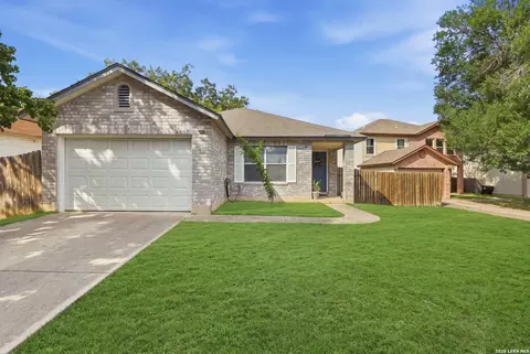 6807 Barton Rock Ln, San Antonio, TX 78239