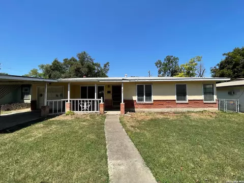 463 Wayside Dr, San Antonio, TX 78213