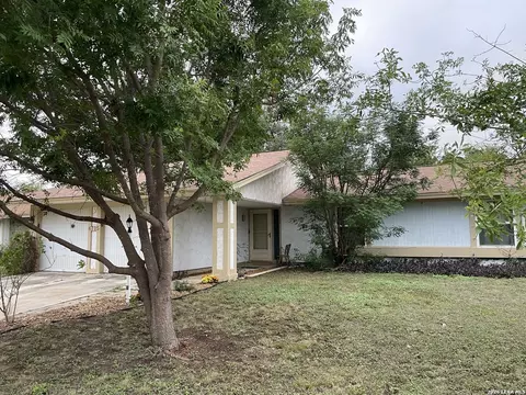 6715 Spring Haven St, San Antonio, TX 78249