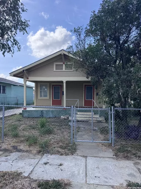 216 Avondale Ave, San Antonio, TX 78223
