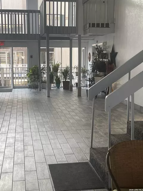 14300 S Padre Island Dr #200, Corpus Christi, TX 78418