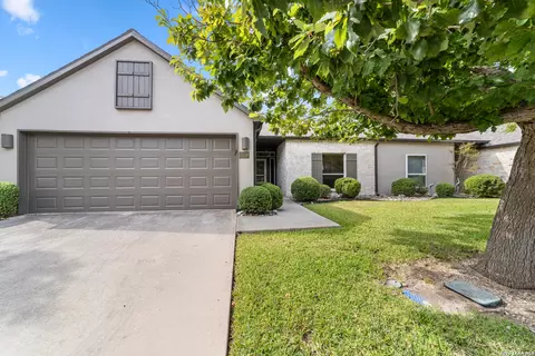 1012 Edinburgh Dr #1012, Kerrville, TX 78028