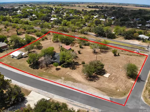 225255 285 San Antonio Ave, Pleasanton, TX 78064