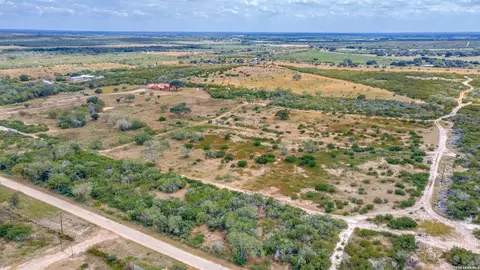 View/Area - Tract 2 County Road 652, Devine, TX 78016 photo 3 of 8