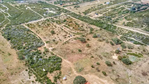 View/Area - Tract 2 County Road 652, Devine, TX 78016 photo 7 of 8