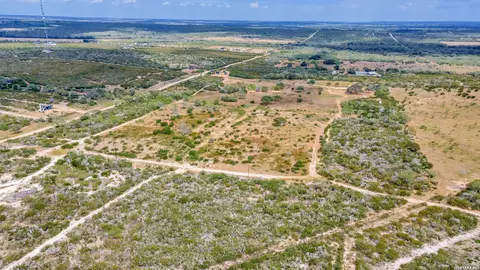 View/Area - Tract 2 County Road 652, Devine, TX 78016 photo 6 of 8