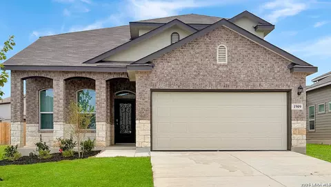 13419 Quasimodo Hts, San Antonio, TX 78253