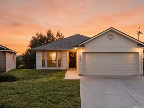 1730 Sorrel Creek Dr, Canyon Lake, TX 78133