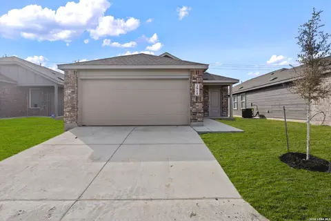 3914 Harrisburg Cv, San Antonio, TX 78211