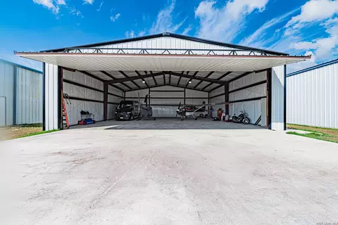 tbd Zuehl Xing, La Vernia, TX 78121