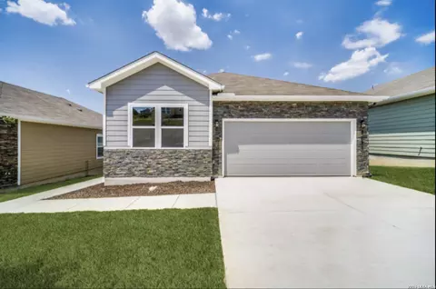 4051 Anton Dr, San Antonio, TX 78223