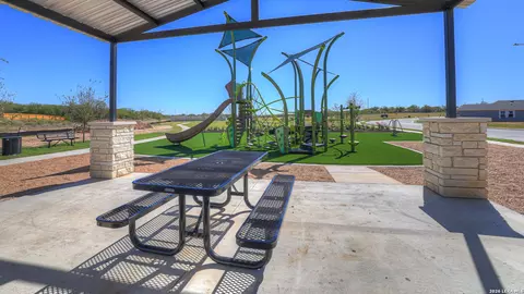View/Area - 212 Melody Ln, Luling, TX 78648 photo 13 of 14