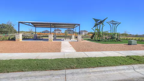 View/Area - 212 Melody Ln, Luling, TX 78648 photo 4 of 14