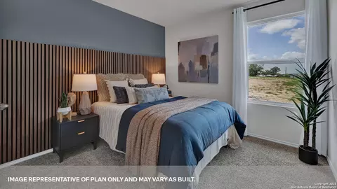 Bedroom - 2111 Windflower Ln, Luling, TX 78648 photo 2 of 4