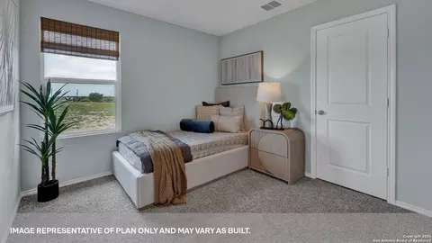 Bedroom - 2111 Windflower Ln, Luling, TX 78648 photo 1 of 4
