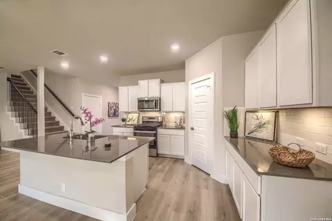 21045 Rindle, San Antonio, TX 78266