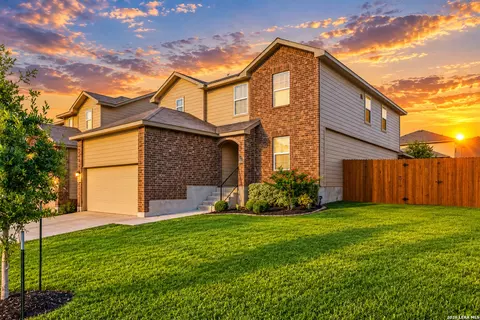 1618 Mossy Jasper, San Antonio, TX 78245
