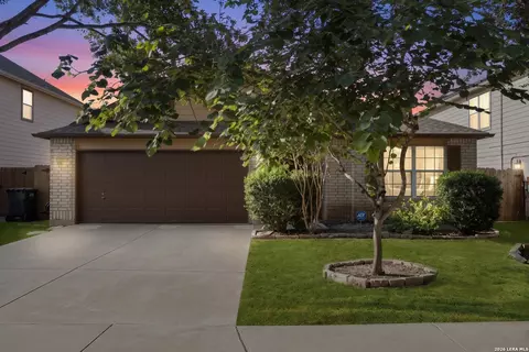 3424 Whisper Br, Schertz, TX 78108