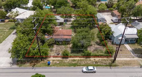 1622 N Pine St, San Antonio, TX 78208