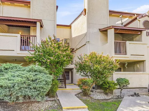 5322 Medical Dr #D-206, San Antonio, TX 78240