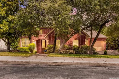 162 Yaupon Trl, San Antonio, TX 78256