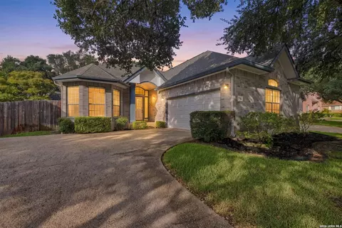 9706 Mid Circle Dr, San Antonio, TX 78230