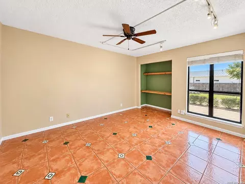 4839 Brandeis St #712, San Antonio, TX 78249