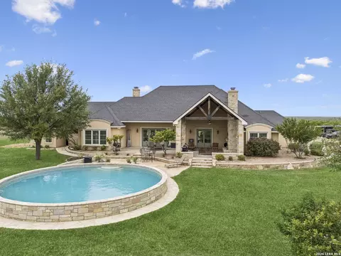 15901 Fm 2402, Paint Rock, TX 76866