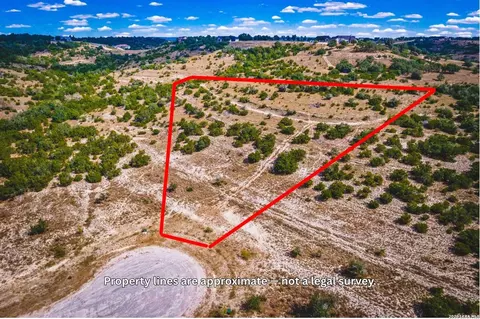 169 Star View Cv, Blanco, TX 78606