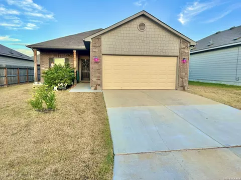 19906 E Lonesome Dove, Lytle, TX 78052