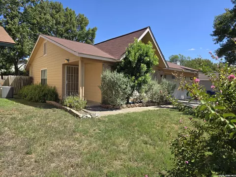 9763 Hidden Brk, San Antonio, TX 78250
