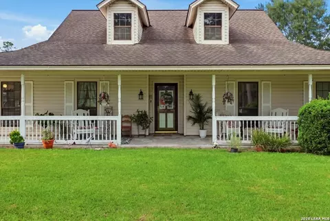 6034 Hidden Meadows Dr, Orange, TX 77632