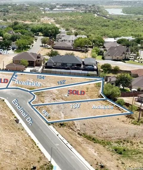 728 Encinal Dr, Eagle Pass, TX 78852