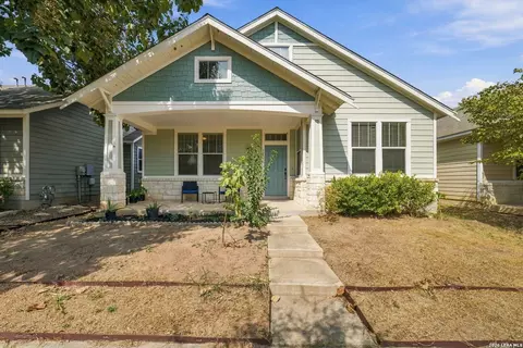 323 Rachel St, San Marcos, TX 78666