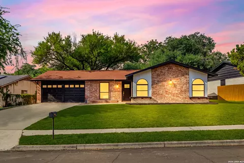 6707 Forest Grv, San Antonio, TX 78240