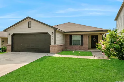 10815 Falling Water, San Antonio, TX 78249