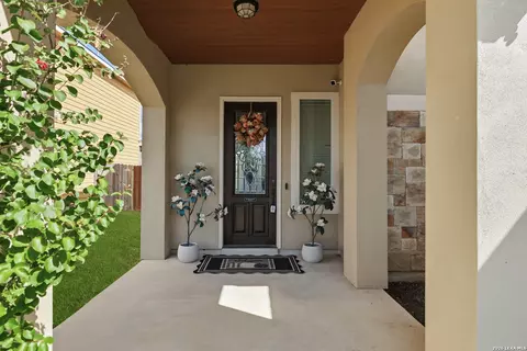 Entry Way - 3966 Bogie Way, Converse, TX 78109 photo 1 of 4