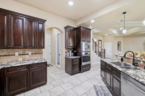Kitchen - 3966 Bogie Way, Converse, TX 78109 photo 5 of 5