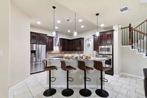 Kitchen - 3966 Bogie Way, Converse, TX 78109 photo 2 of 5