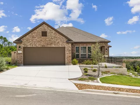 104 Allin Oaks, Universal City, TX 78148