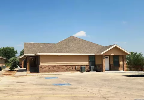 1115 Elia Santos, Eagle Pass, TX 78852