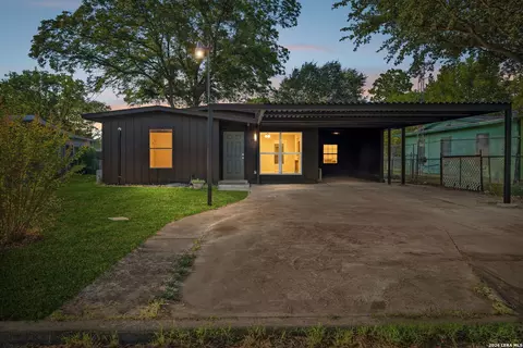 914 Dodic St, San Antonio, TX 78221