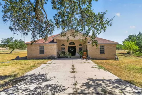 21174 Us Highway 281 S, San Antonio, TX 78264