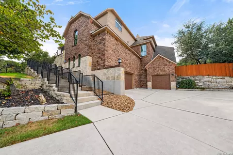 21703 Givenchy, San Antonio, TX 78256