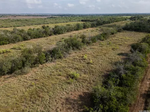 01 Concordia Ln, Cibolo, TX 78108