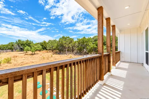 Exterior - 5164 Comanche Dr, Temple, TX 76502 photo 5 of 6
