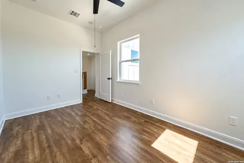 Bedroom - 5164 Comanche Dr, Temple, TX 76502 photo 6 of 8