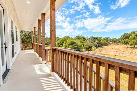 Exterior - 5164 Comanche Dr, Temple, TX 76502 photo 3 of 6