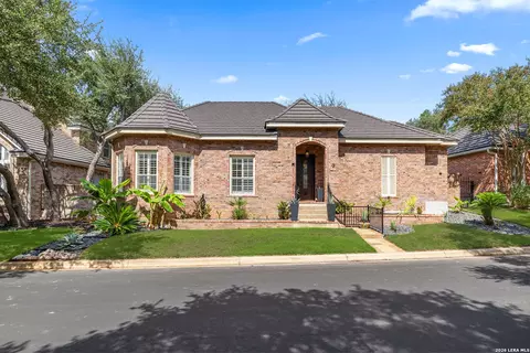 7 Westcourt Ln, San Antonio, TX 78257
