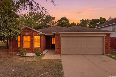 13106 Forum Rd, Universal City, TX 78148